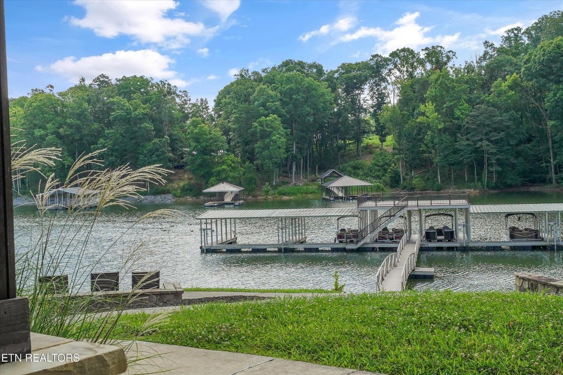 House in Sevierville, Tennessee, United States 5 - 18500384