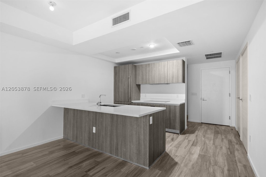 Condo in Miami, Florida, United States 3 - 18499619