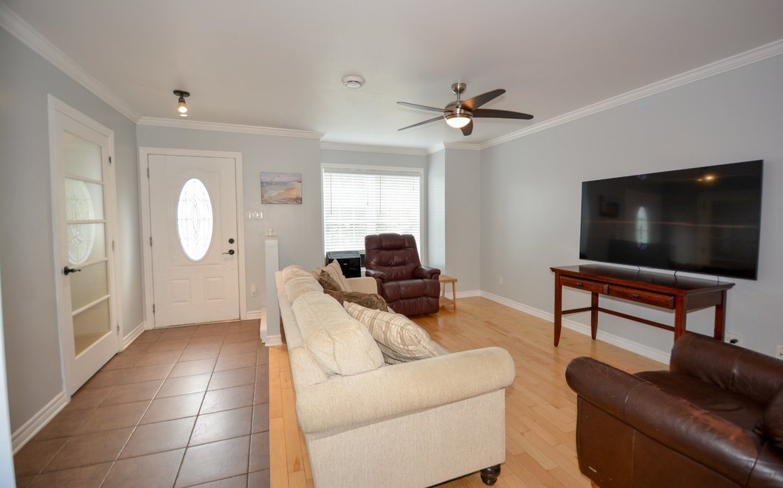 House in Laval, Quebec, Canada 5 - 18503262