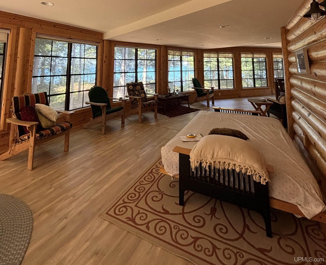 House in Munising, Michigan, United States 1 - 18501973