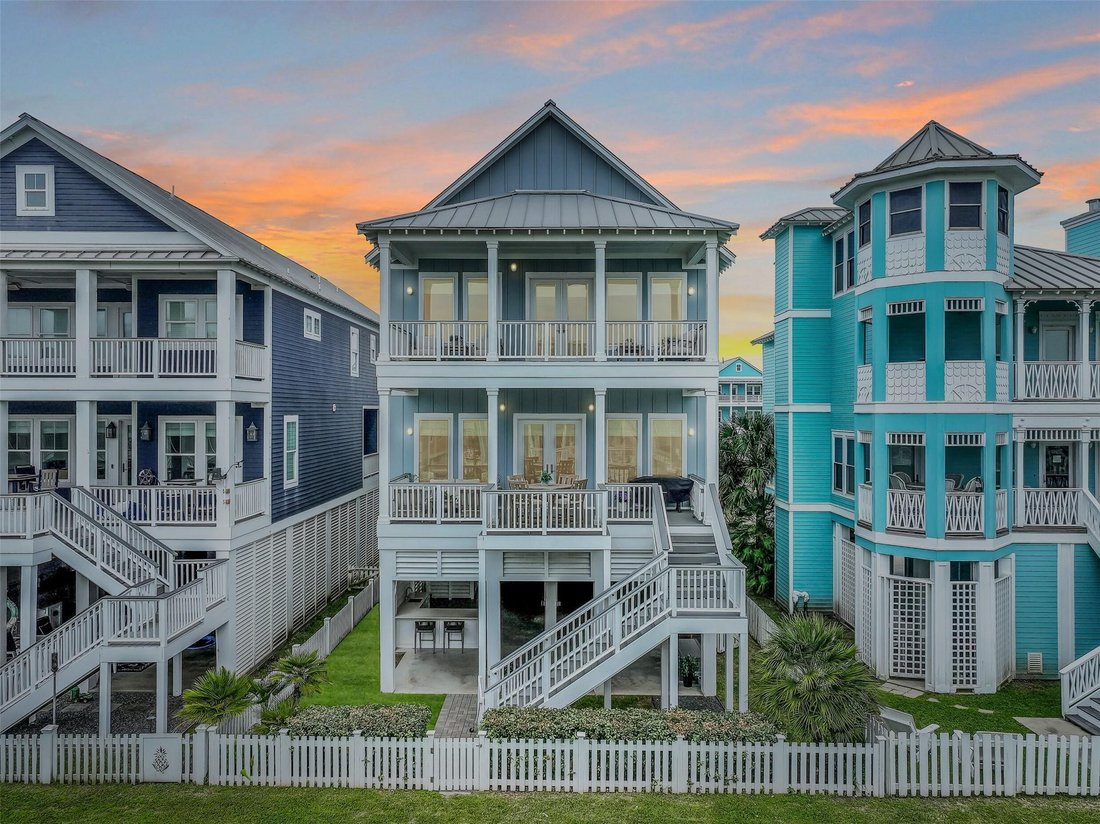 House in Galveston, Texas, United States 2 - 18500181