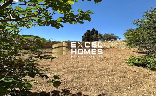 Country House in Qrendi, Malta 1