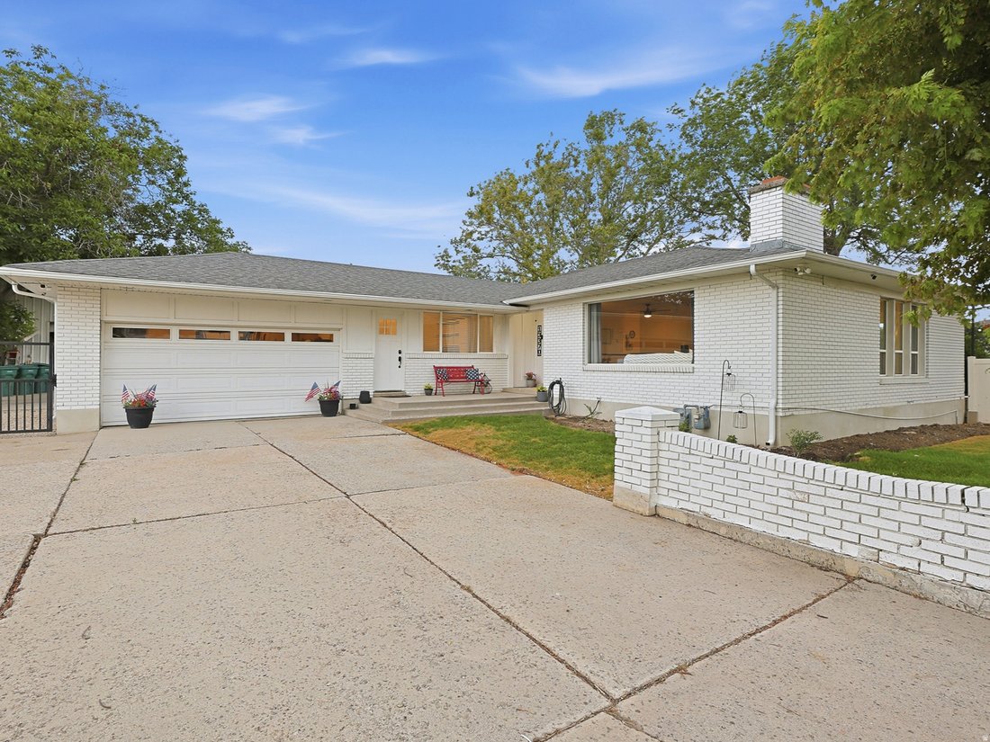 House in Riverton, Utah, United States 1 - 18499522