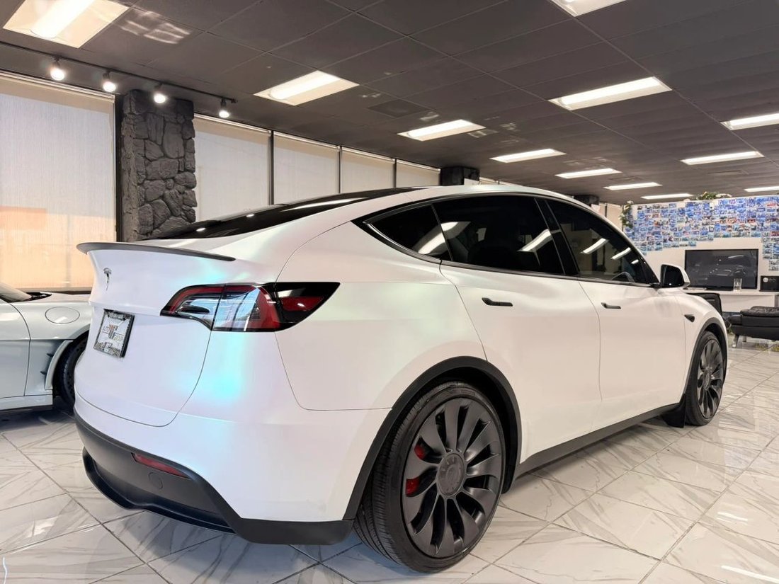 Suv in Pittsburg, CA, United States 5 - 18504507