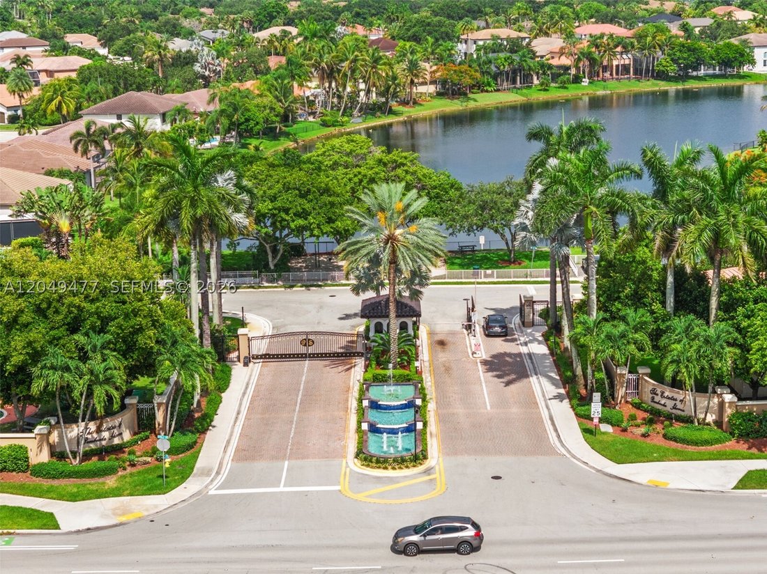 House in Miramar, Florida, United States 4 - 18503278