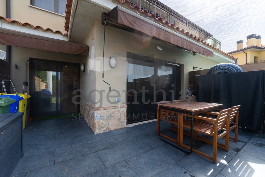 Chalet in Aiguaviva, Catalonia, Spain 3 - 18351219