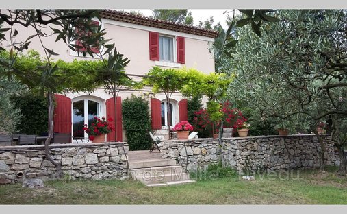 Villa in Centre, Fuveau, France 1