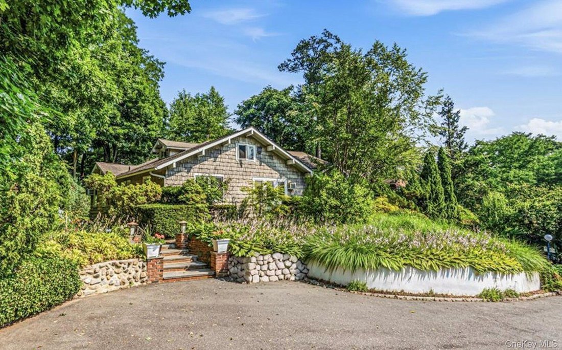House in Great Neck, New York, United States 1 - 18501999