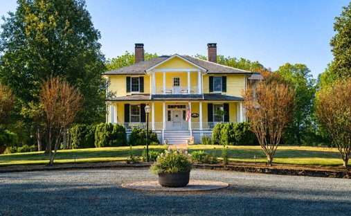 House in Lake Monticello, Virginia, United States 1