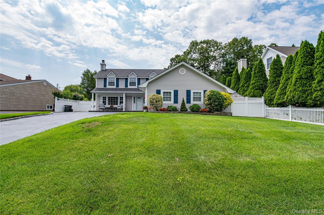 Casa a Lake Grove, New York, Stati Uniti 4 - 18498857