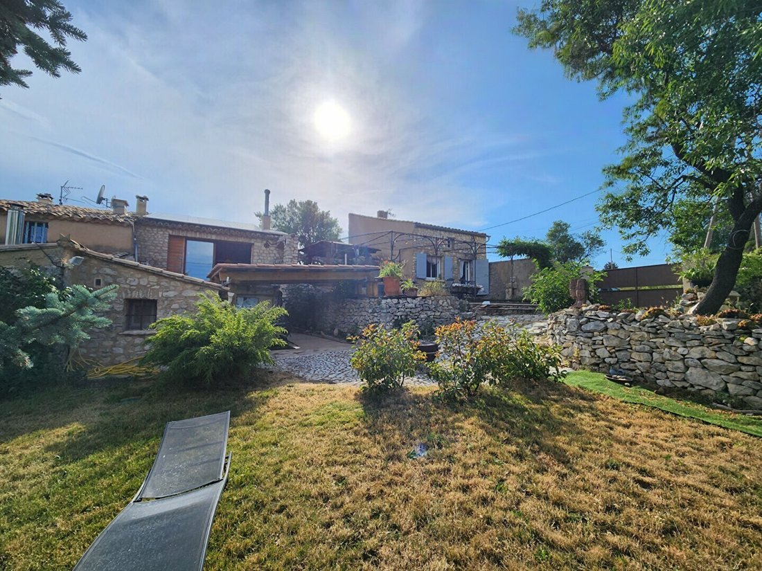 Villa in Sault, Provence-Alpes-Côte d'Azur, France 1 - 18504208