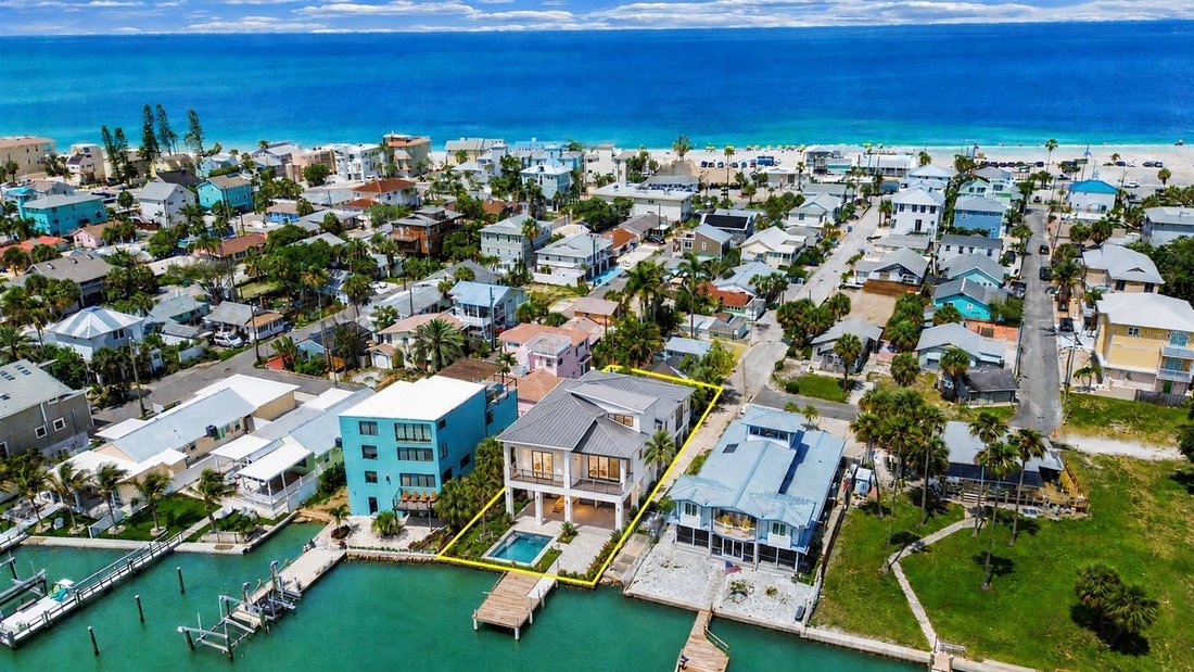 House in Treasure Island, Florida, United States 2 - 17966337