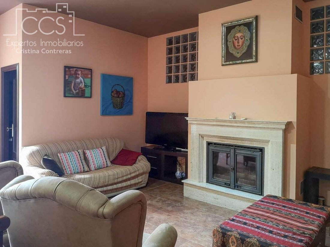 Townhouse in Bollullos Par del Condado, Andalusia, Spain 2 - 18500492