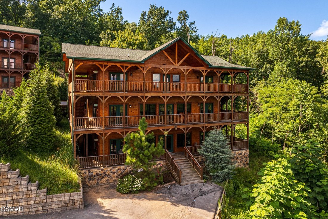 House in Gatlinburg, Tennessee, United States 1 - 18500450