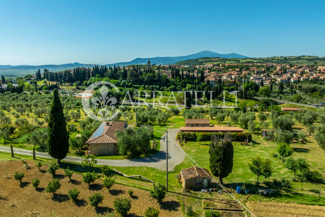 Country House in San Quirico d'Orcia, Tuscany, Italy 3 - 18502452