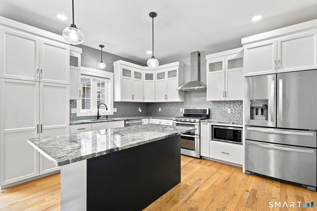 House in South Windsor, Connecticut, United States 3 - 18488042