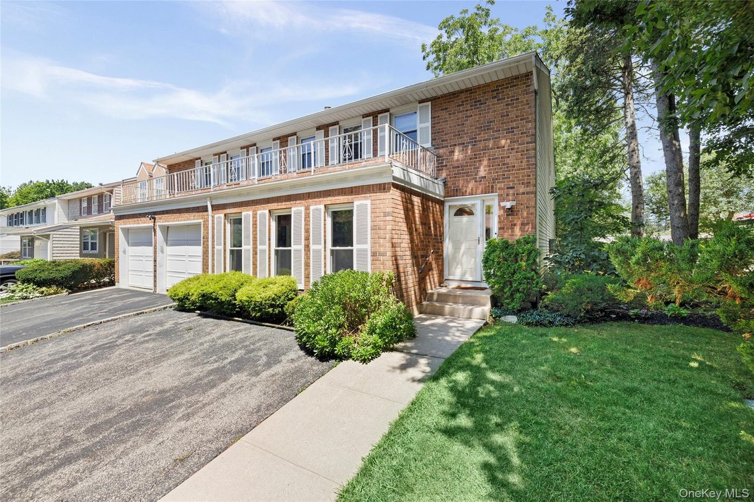 Condo in Woodbury, New York, United States 1 - 18499384