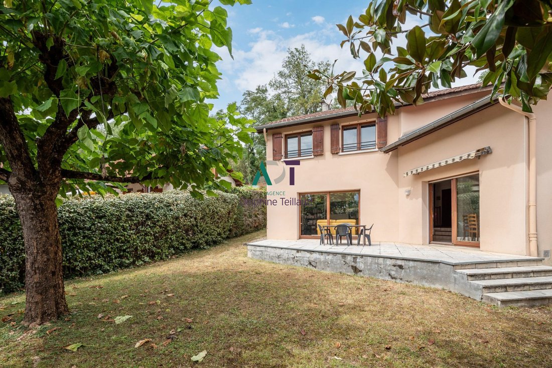 House in Barnave-Saint Robert, Saint-Egreve, France 4 - 18505025