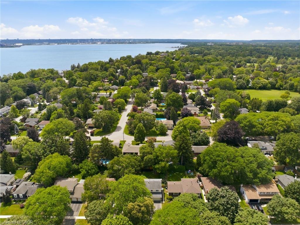 House in Burlington, Ontario, Canada 3 - 18503353