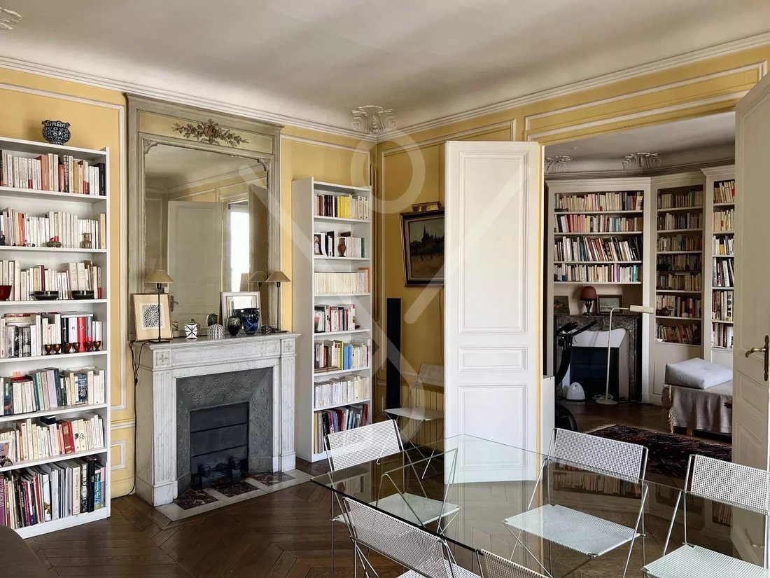 Apartment in Auteuil Nord, Paris 16e Arrondissement, Paris 2 - 18501076