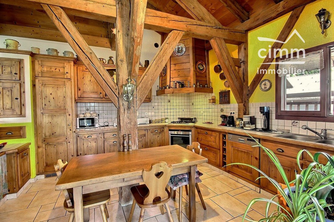 House in Verchaix, Auvergne-Rhône-Alpes, France 1 - 18489428