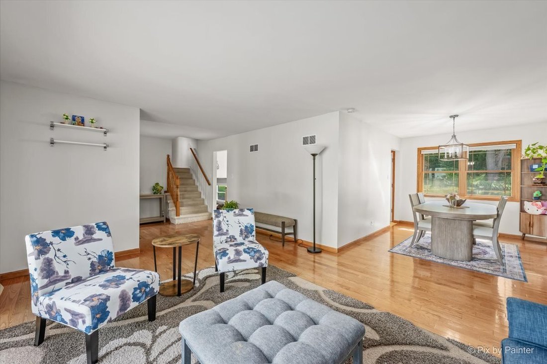 House in Bloomingdale, Illinois, United States 4 - 18499420