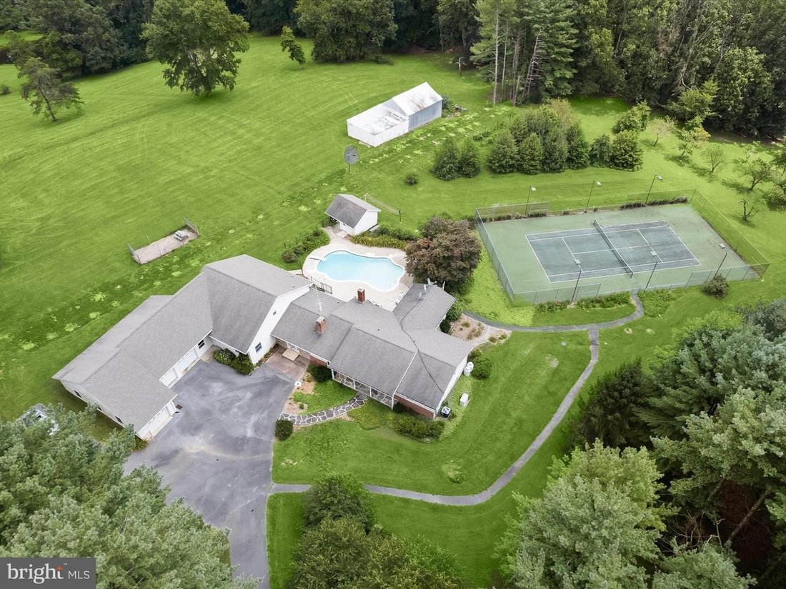 House in Westminster, Maryland, United States 1 - 18505117