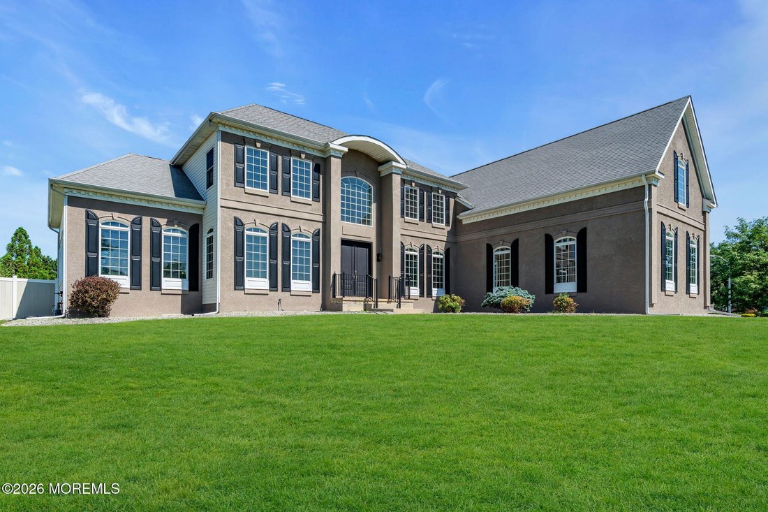 House in Freehold Township, New Jersey, United States 3 - 18499319
