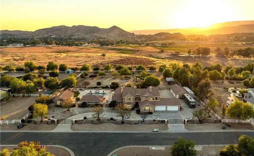 House in Santa Clarita, California, United States 1