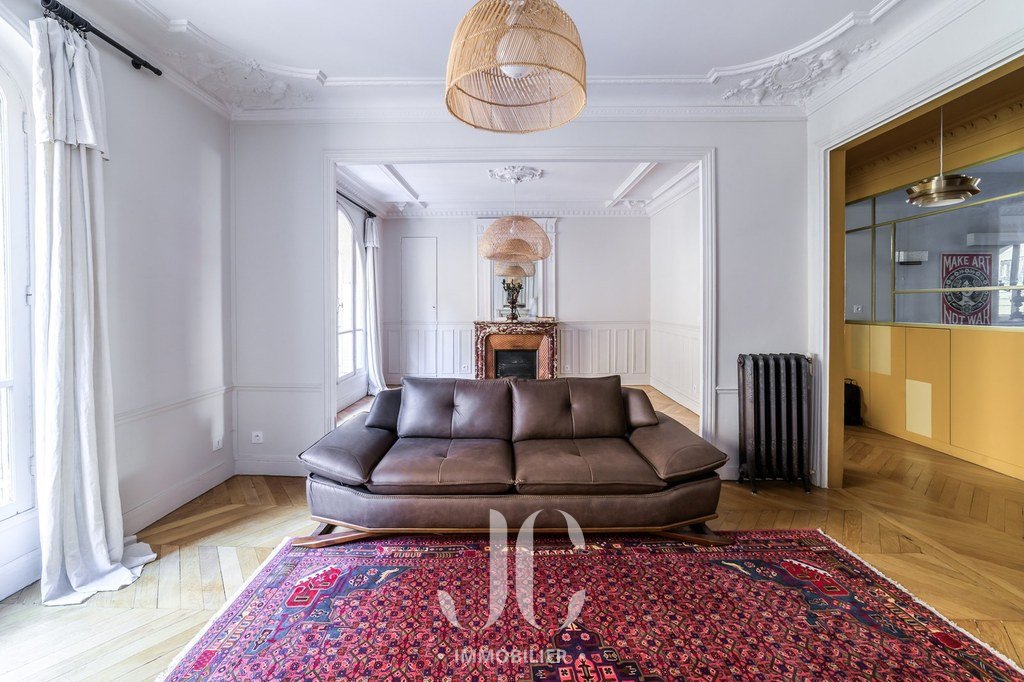Apartment in Amiraux-Simplon-Poissonniers, Paris 18e Arrondissement, Paris 3 - 18503809