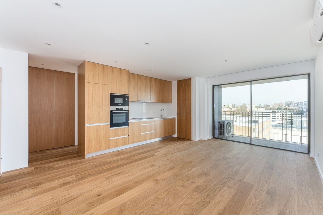 Apartment in Matosinhos e Leca da Palmeira, Porto District, Portugal 3 - 18500986