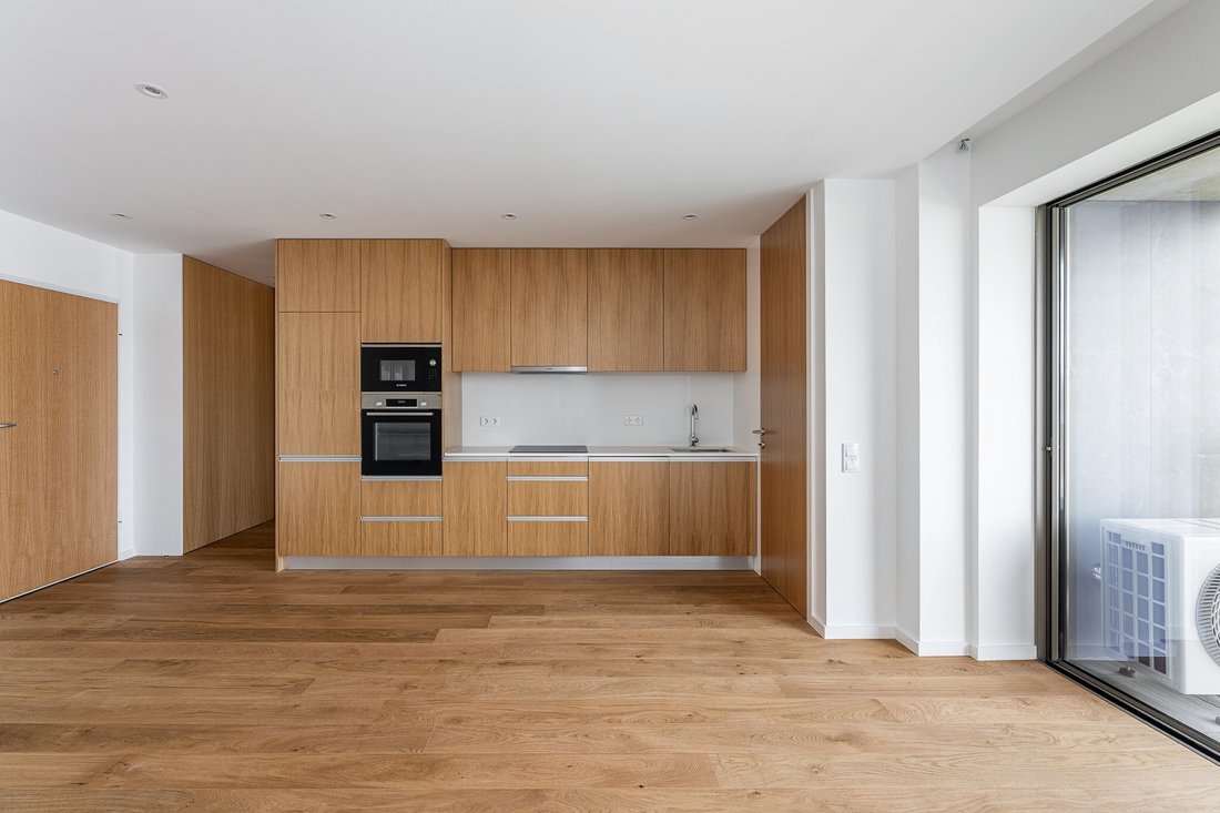 Apartment in Matosinhos e Leca da Palmeira, Porto District, Portugal 5 - 18500986