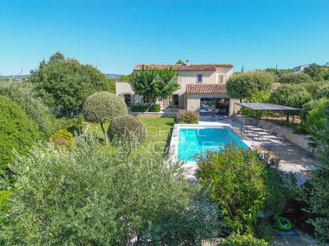 House in Gordes, Provence-Alpes-Côte d'Azur, France 2 - 16255511