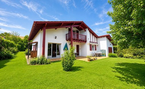 House in Bidart, Nouvelle-Aquitaine, France 1