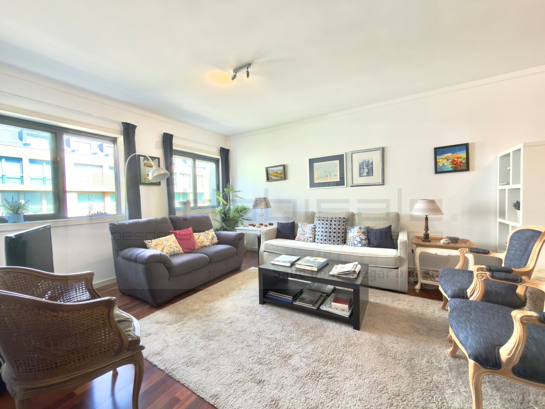 Apartment in Avenidas Novas, Lisbon, Portugal 1 - 18500944