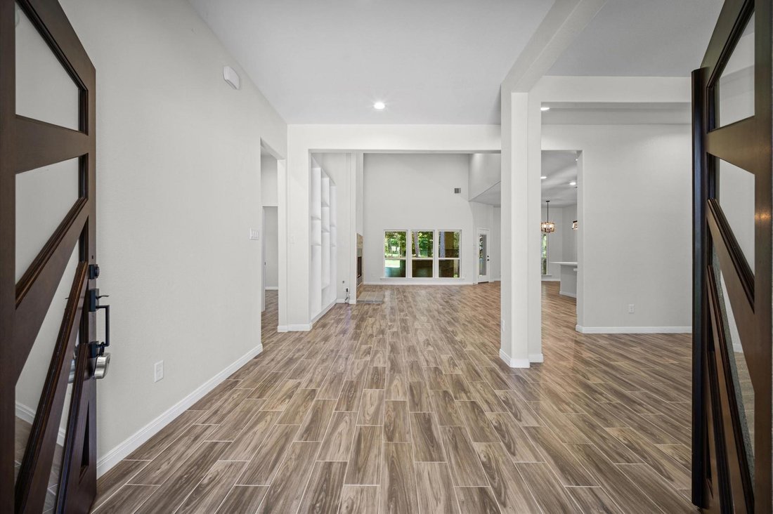 House in Conroe, Texas, United States 5 - 18503609
