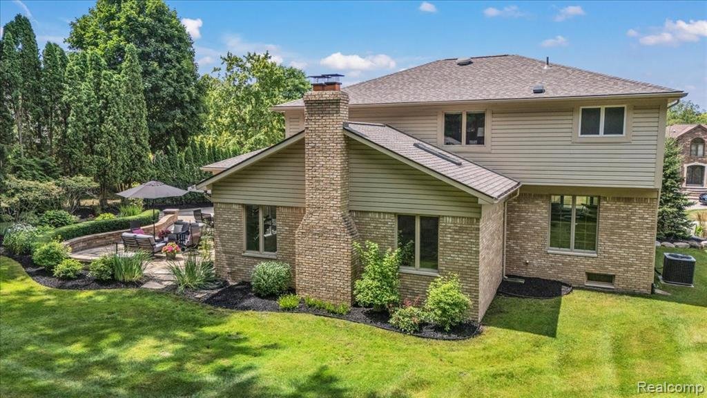 House in Rochester Hills, Michigan, United States 3 - 18501985
