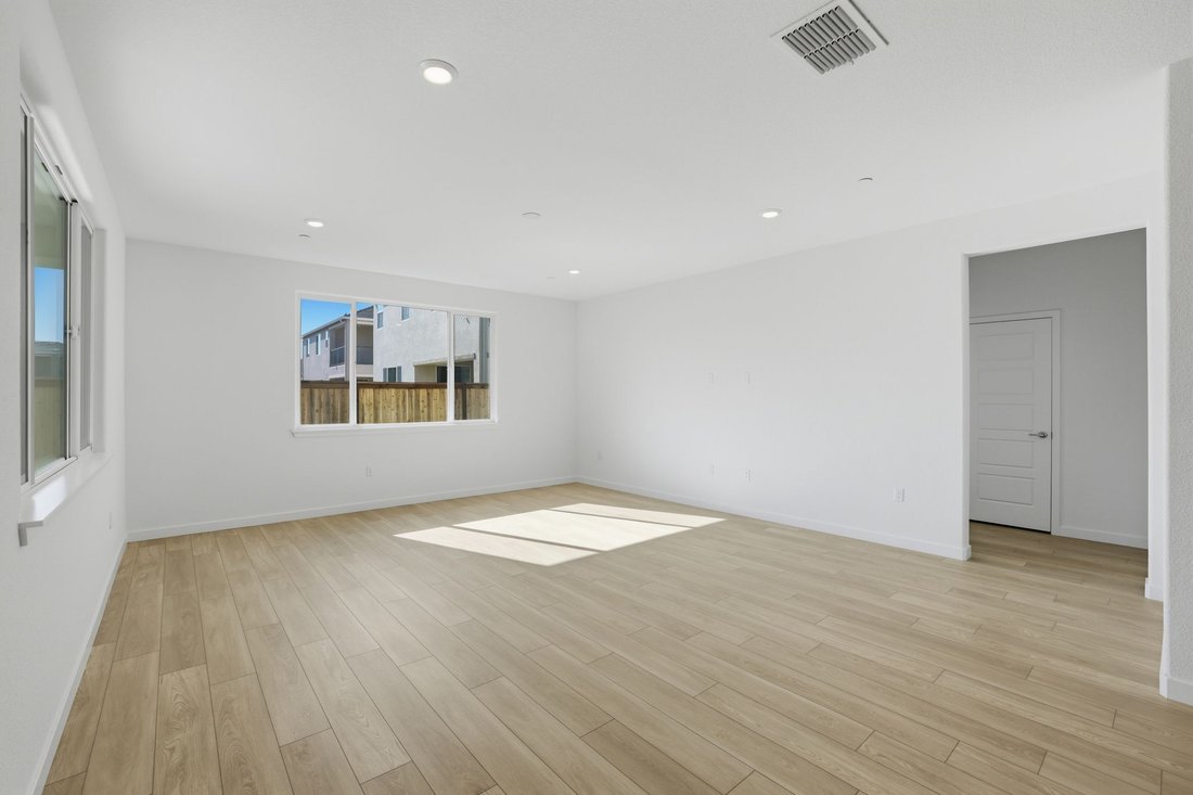 House in Sacramento, California, United States 3 - 17950015