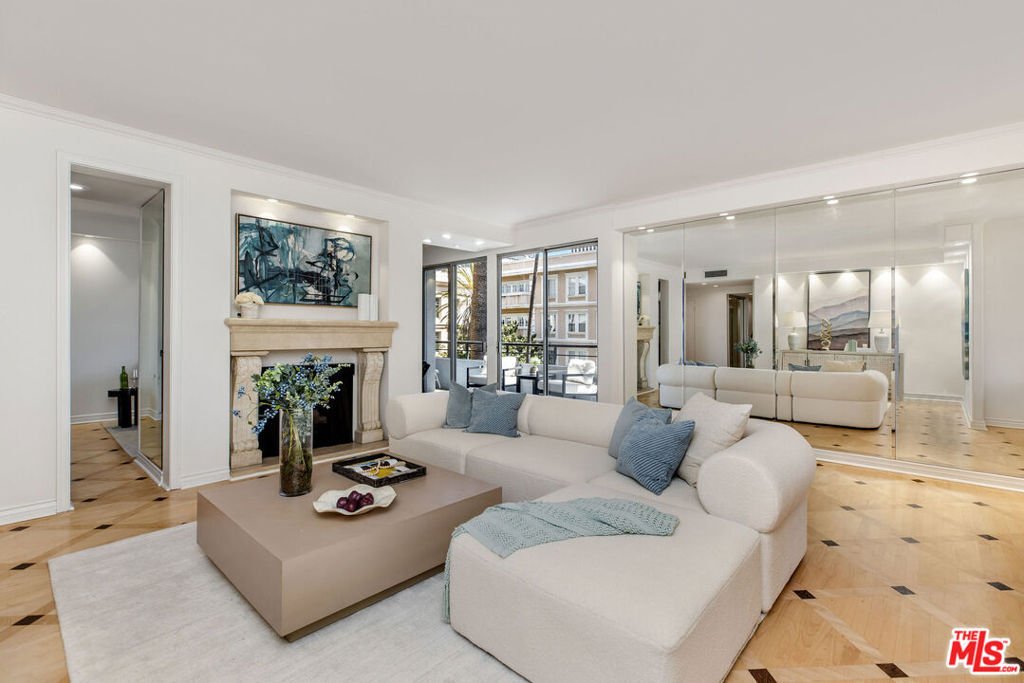 Condo in Beverly Hills, California, United States 2 - 18501892