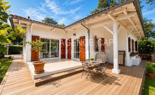 Villa in Cazaux, La Teste-de-Buch, France 1