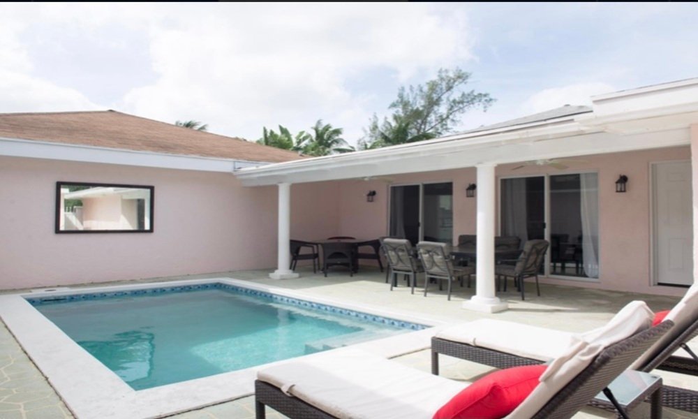 Apartment in Paradise Island, New Providence, The Bahamas 1 - 18502466