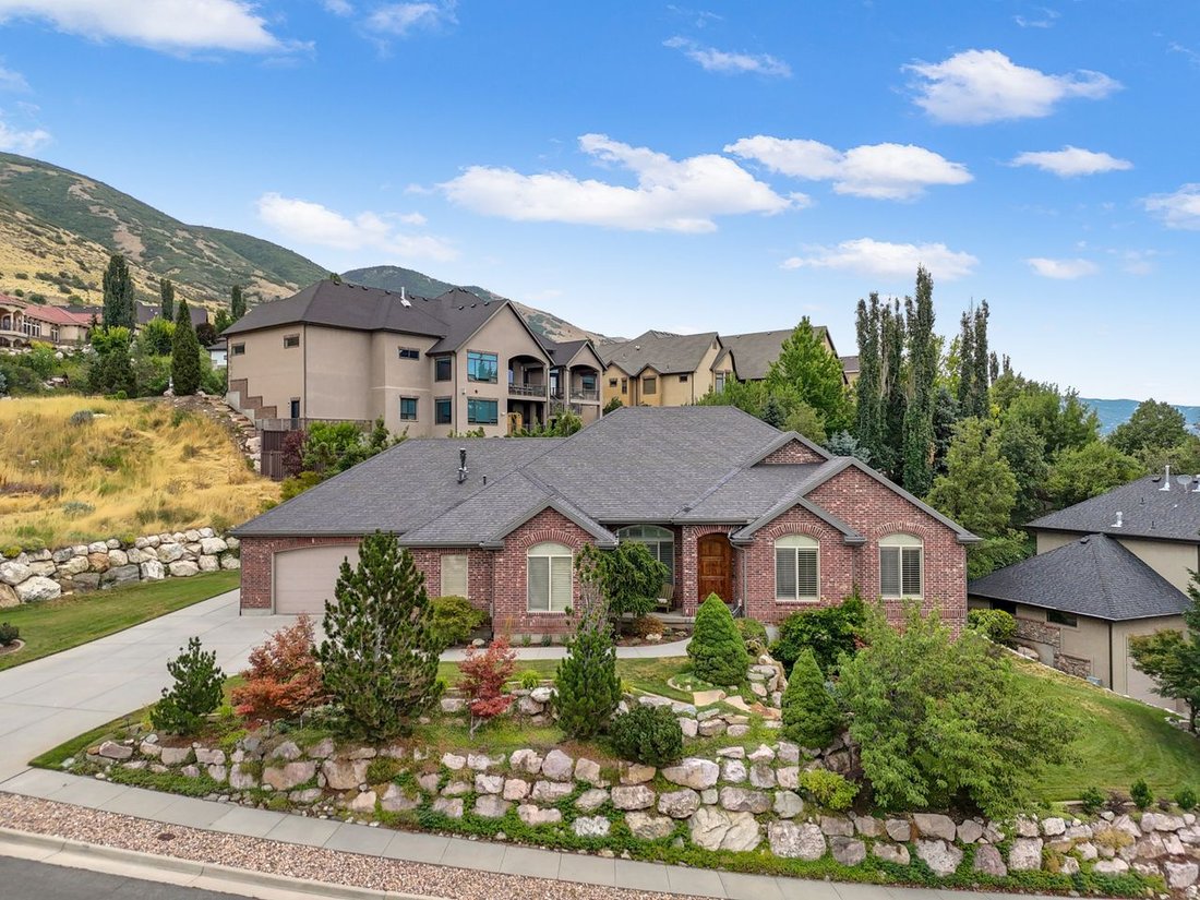 House in Centerville, Utah, United States 3 - 18504054