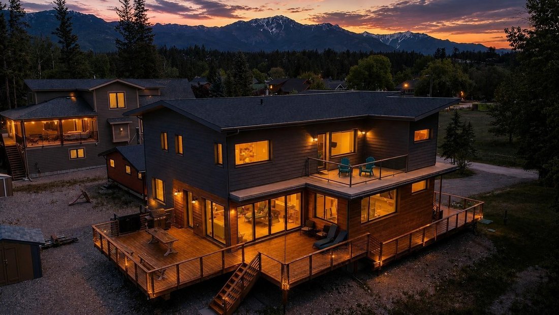 House in Windermere, British Columbia, Canada 3 - 18504759
