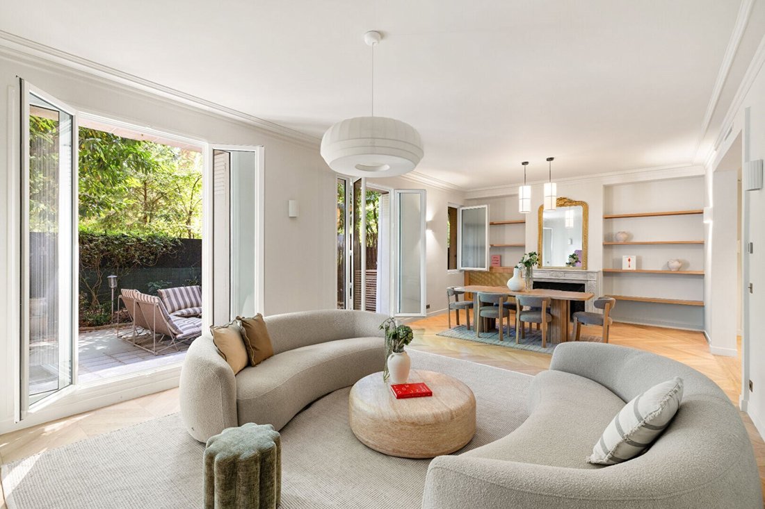 Apartment in Palais Royal, Paris 1er Arrondissement, Paris 1 - 18502728