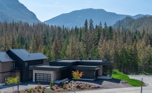 Apartment in Whistler, British Columbia, Canada 1