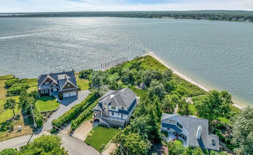 House in Hampton Bays, New York, United States 1