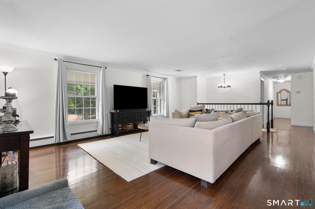 House in Wilton, Connecticut, United States 4 - 18503879