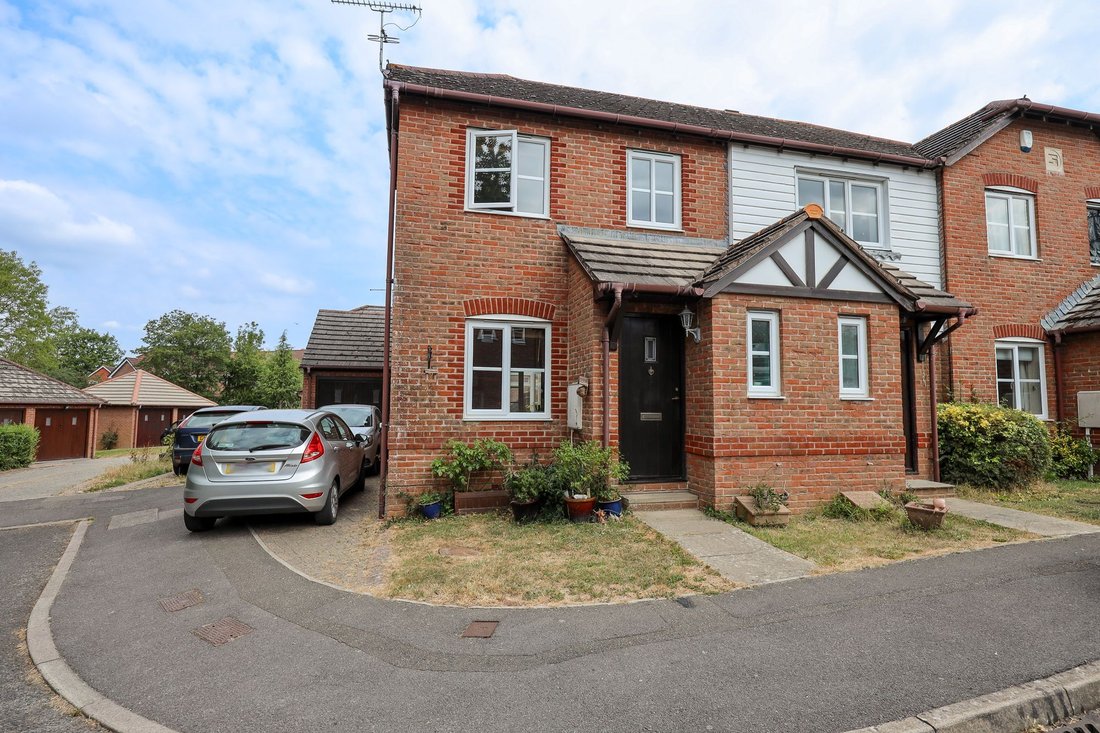 House in Burgess Hill, England 1 - 18500790
