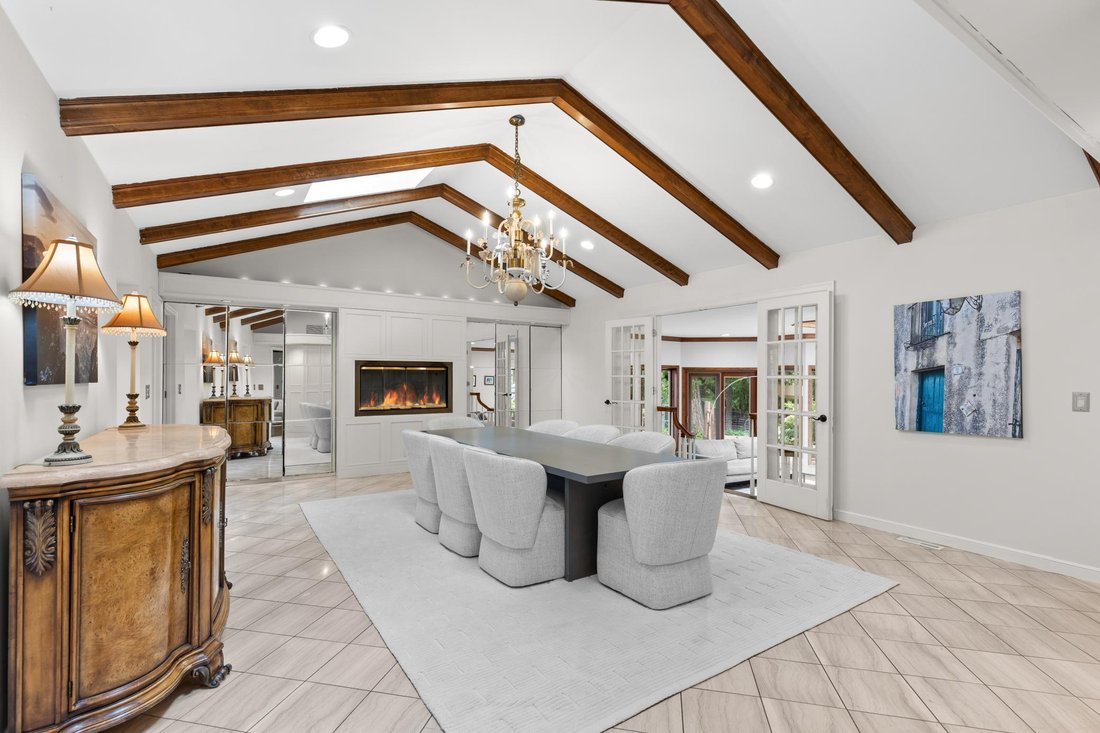 House in Deephaven, Minnesota, United States 5 - 18500373