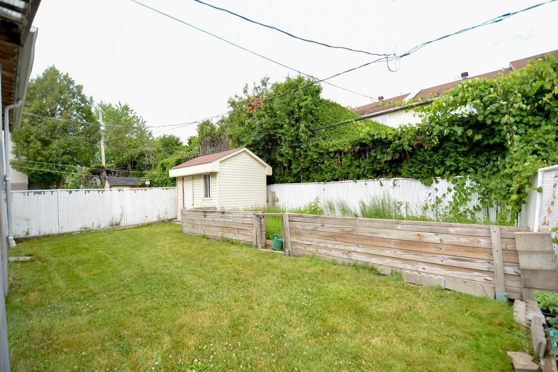 House in Laval, Quebec, Canada 3 - 18503262